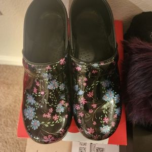 Womens Dansko